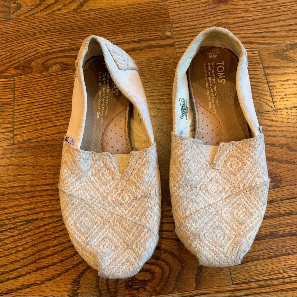 Toms white slip ons size 5